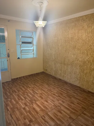 Alugo excelente casa no conjunto água Branca