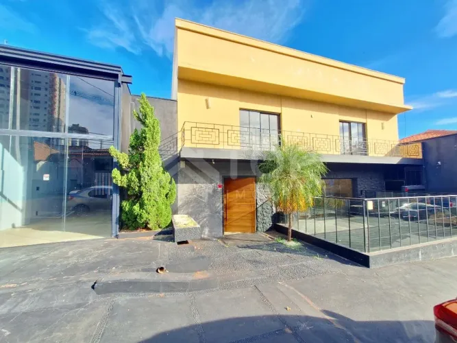 Casa Comercial à Venda e Locação no Centro de São Carlos