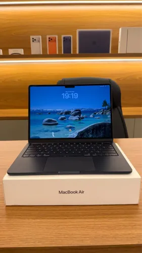 MacBook Air M5 - 512GB 16GB | Seminovo - Garantia Apple - Loja Física
