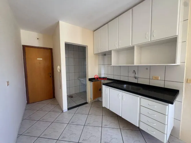 Apartamento com 1 dormitório para alugar, 45 m² por R$ 2.280,00/mês - Santo Antônio - Amer