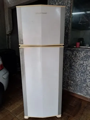 Vendo geladeira frost free