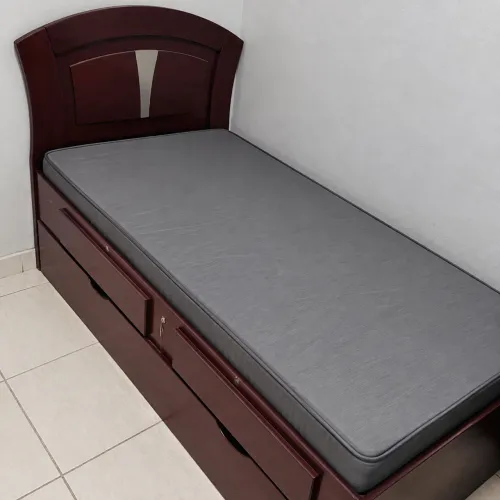 Doação- cama de solteiro