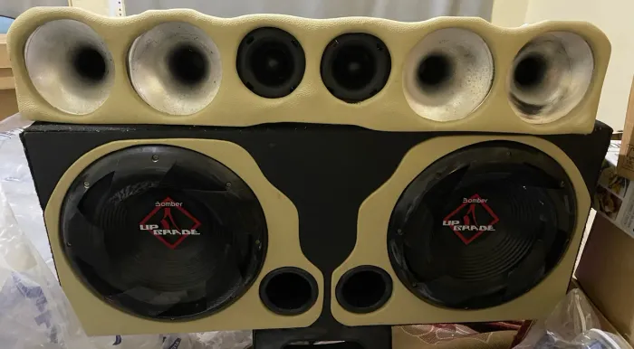 Vendo Som automotivo não tenho interesse em troca. Leia o anúncio!