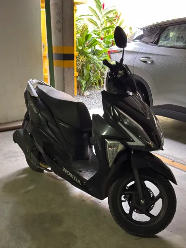 Moto Honda Elite 125