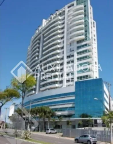 Escritório à venda no bairro Boa Vista com área útil de 785 m² disponível para negociação