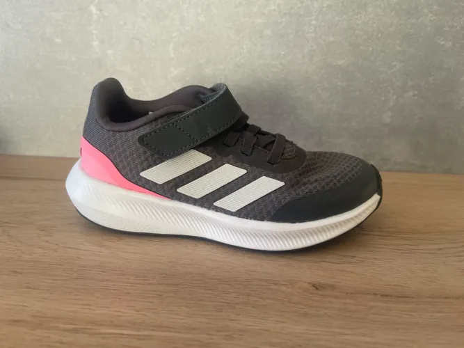 Tênis Adidas Feminino infantil 