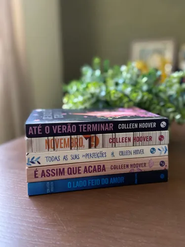 kit 5 livros novos da Colleen Hoover