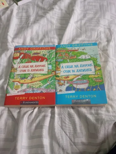 Livro a casa na árvore com 26 andares e a casa na árvore com 13 andares 