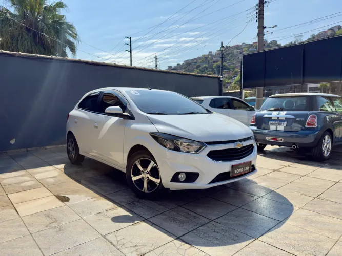 Chevrolet Onix Hatch LTZ 1.4 8V Flex Mec. 4P 2018