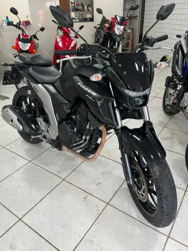Yamaha FZ25 250 FAZER FLEX