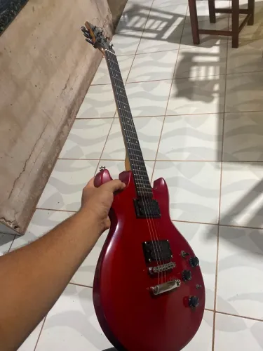 Ibanez GAX70, com captador Seymour Duncan.
