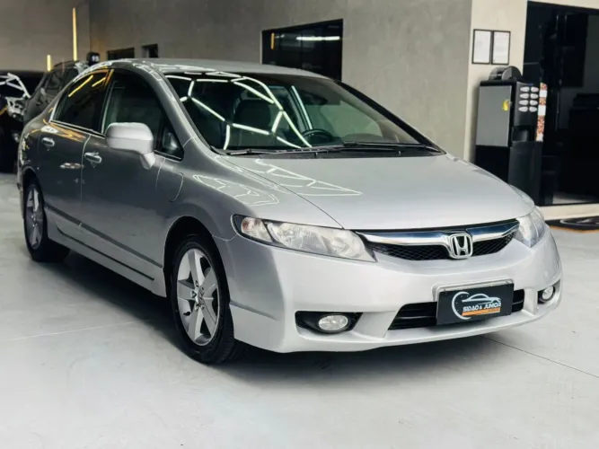 Honda Civic Sedan LXS 1.8/1.8 Flex 16V Aut. 4P 2009