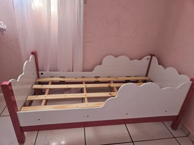 Cama infantil menina