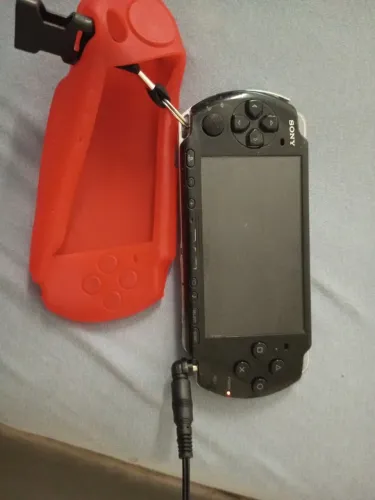 Psp 30001 desbloqueado Venda exclusiva para Curitiba Pr e Colombo Pr.Não Envio