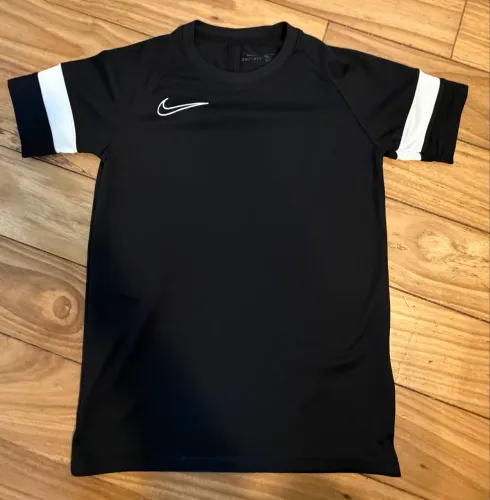 Camisa Nike Dri-FIT Infantil Preta - Tam. P 