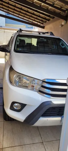 Toyota Hilux CD SRV 4X4 2.8 TDI Diesel Aut. 2016