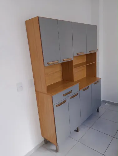 ARMÁRIO DE COZINHA