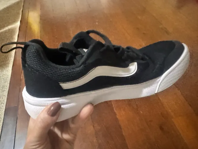 Tênis vans 