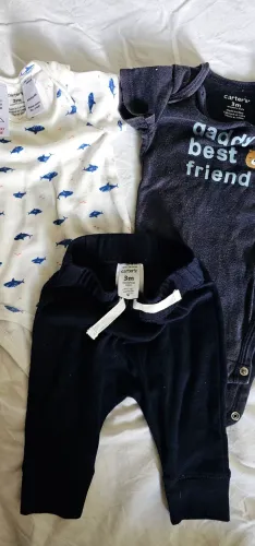 Kit Carter's 03 meses 2 body e 1 calça azul tubarão