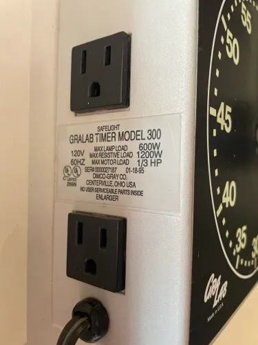 Timer Sala Escura Gralab Model 300