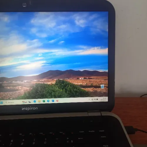 NOTEBOOK DELL EXCELENTE ESTADO COMPPLETO,HD DE 500 + HD EXTERNO