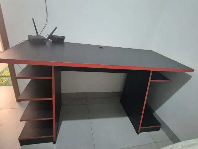 Mesa Gamer Escrivaninha Mesa De Computador Xp Black/Vermelho