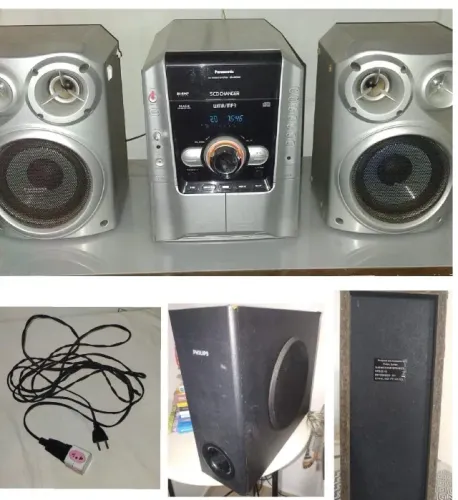 Som Panasonic toca 5 CD, Rádio, toca fitas k7, controle novo e Youtube cabo P2 