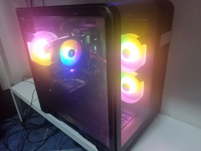 Pc gamer i3 6gb RX 560