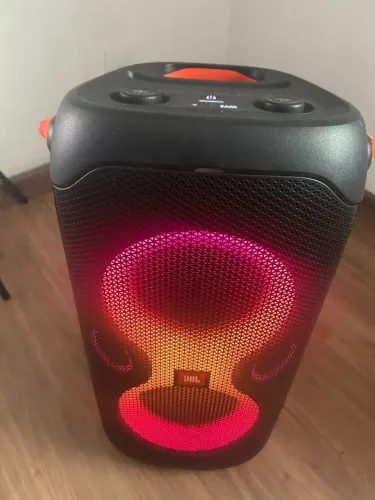 JBL PartyBox 110 Original | Bluetooth | IPX4 | Bateria | Graves Potentes