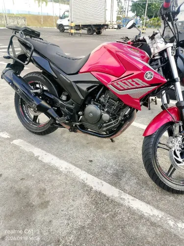 Vendo ou troco Fazer 250