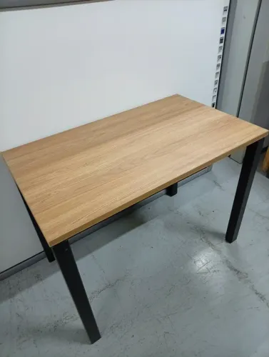Mesa para escritório modelo industrial