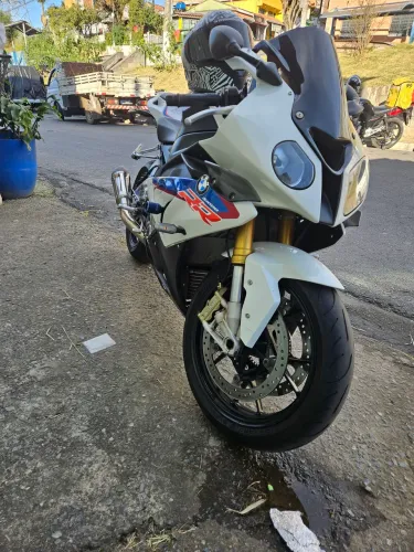 Troco por Land rover ou jeep cherokee 2012 v6