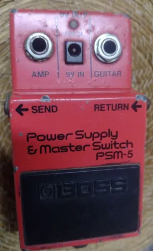 Pedal Boss powersupply e Master Switch