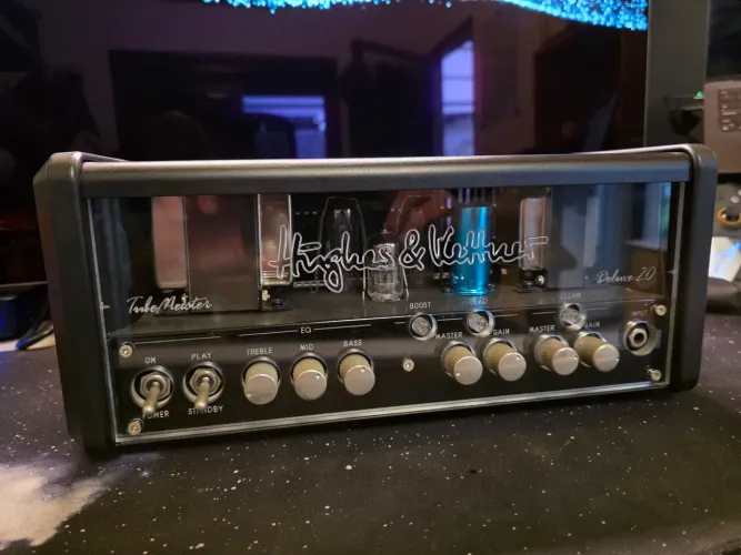 Hughes & Kettner Tubemeister 20 Deluxe