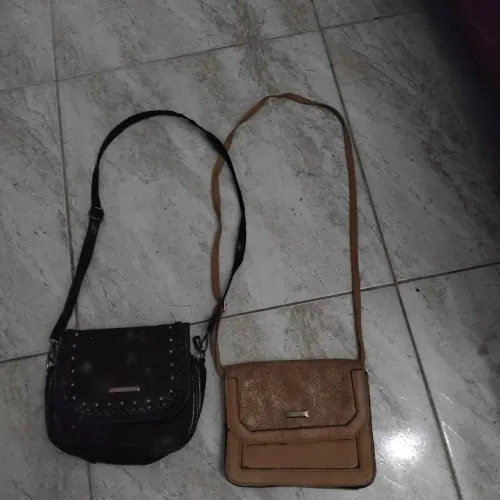 Duas bolsas por15,00