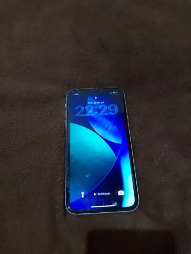 Vendo iPhone 11, poucos detalhes