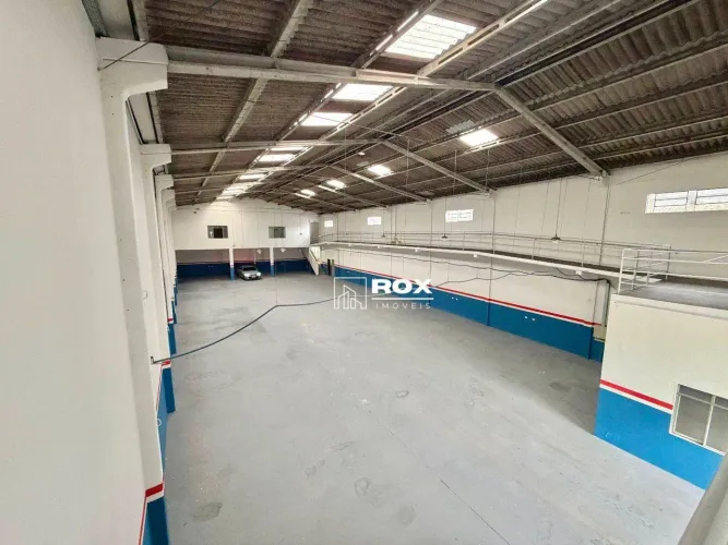 Barracão para alugar, 920 m² por R$ 29.000 + taxas /mês - Xaxim - Curitiba/PR