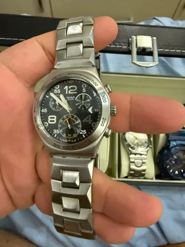 Relógio Swatch impecável lindo