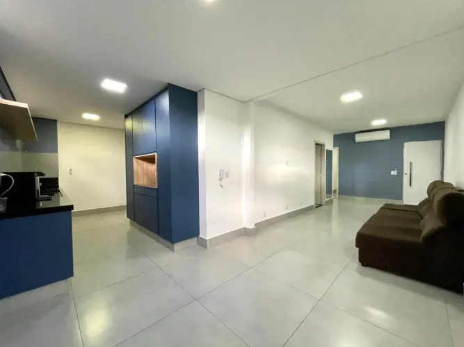 San Marino - Casa térrea refromada de esquina 3 quartos 2 suítes