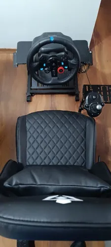 Cockpit (banco + suporte) Não acompanha volante G29 veja na descrição do Anúncio 