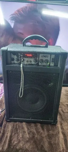Caixa amplificada master áudio mu120