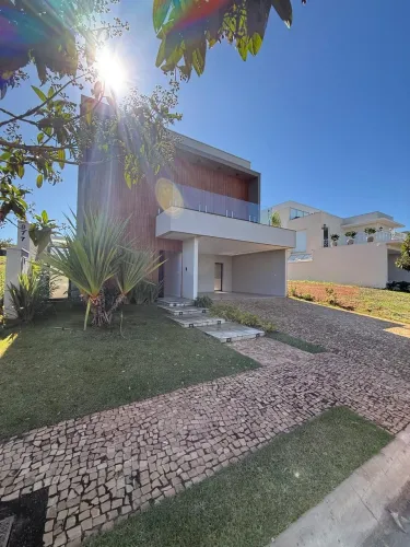 Casa à venda no Condominio Villa Di Capri