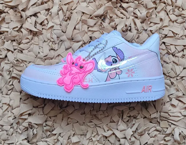 Tênis infantil stich