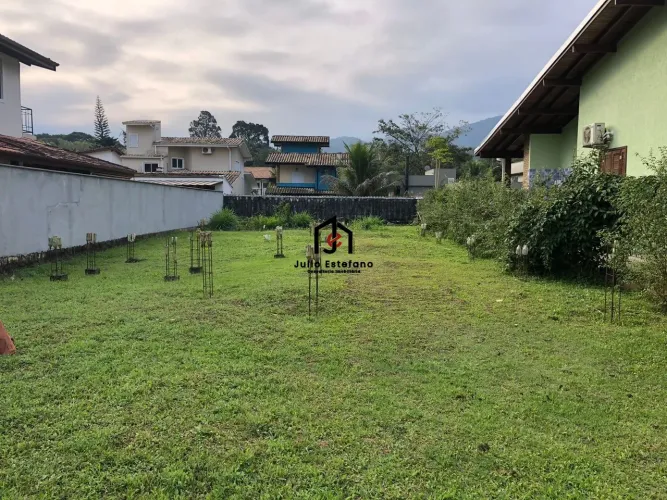 Terreno c/ área de 408,00m² no Residencial Park Hills em Ubatuba