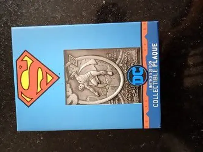 Placa duas fase super homem