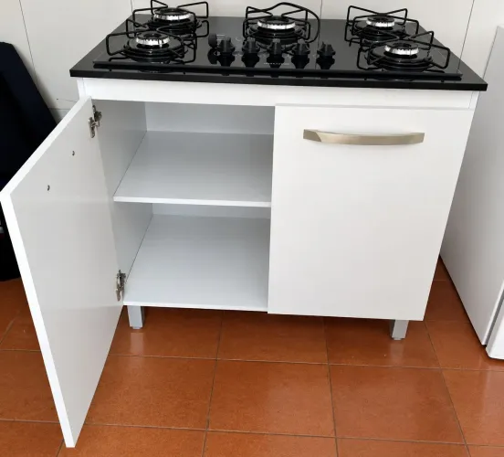 Balcão branco nevada com Cooktop incluso