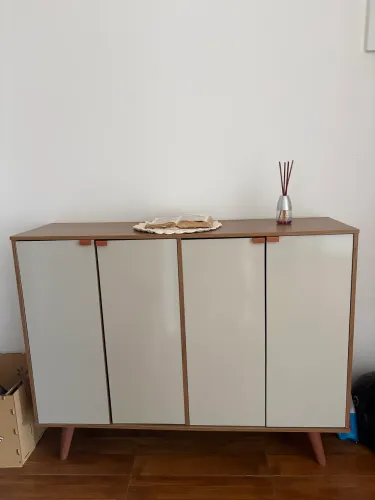 Vendo aparador de sala