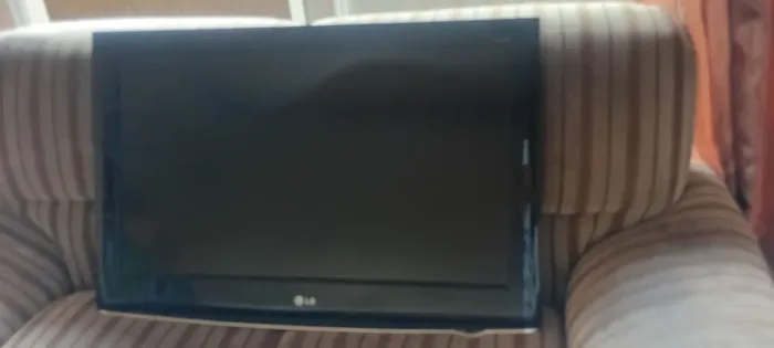 TV LG 32" LCD - Funcionando Perfeitamente!