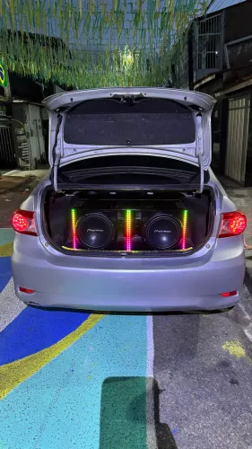Caixa de subwoofer