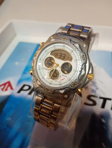 Relógio Citizen Promaster C440 